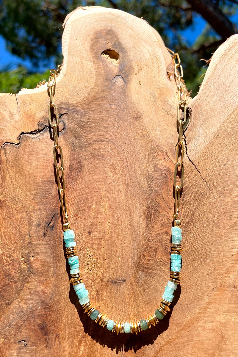 Collier doré à l'or fin jaune Amazonites et émeraudes