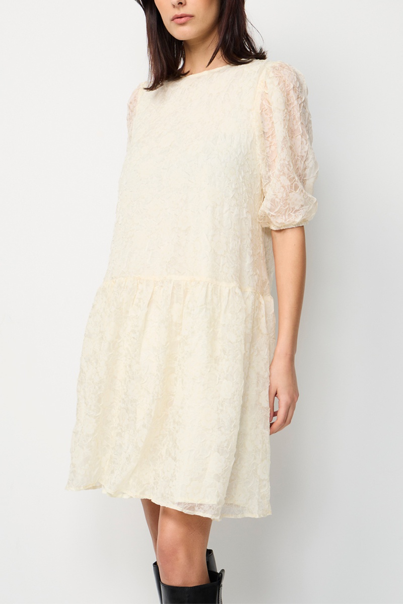 Robe droite en dentelle Ecru