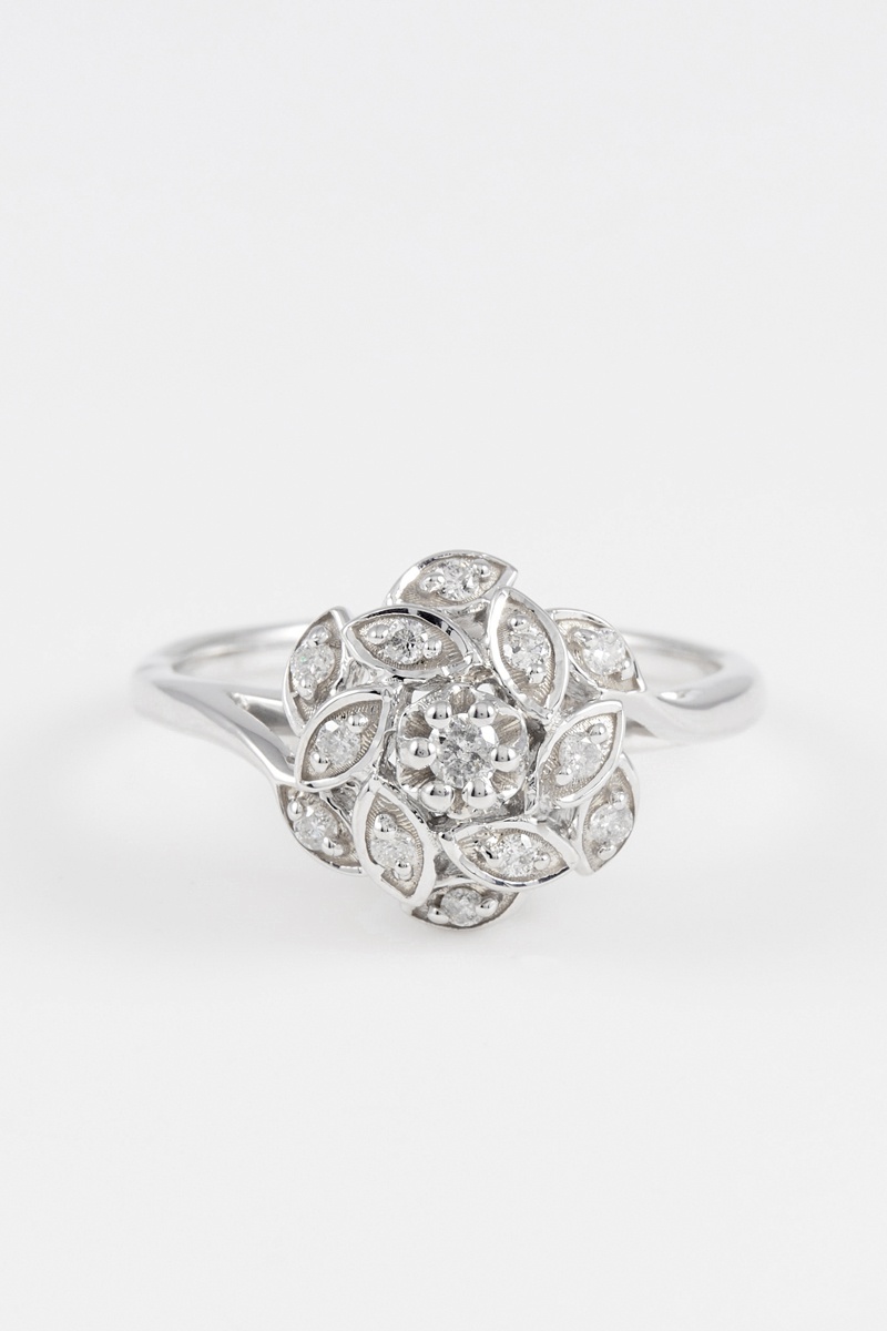 Bague Or blanc et diamants