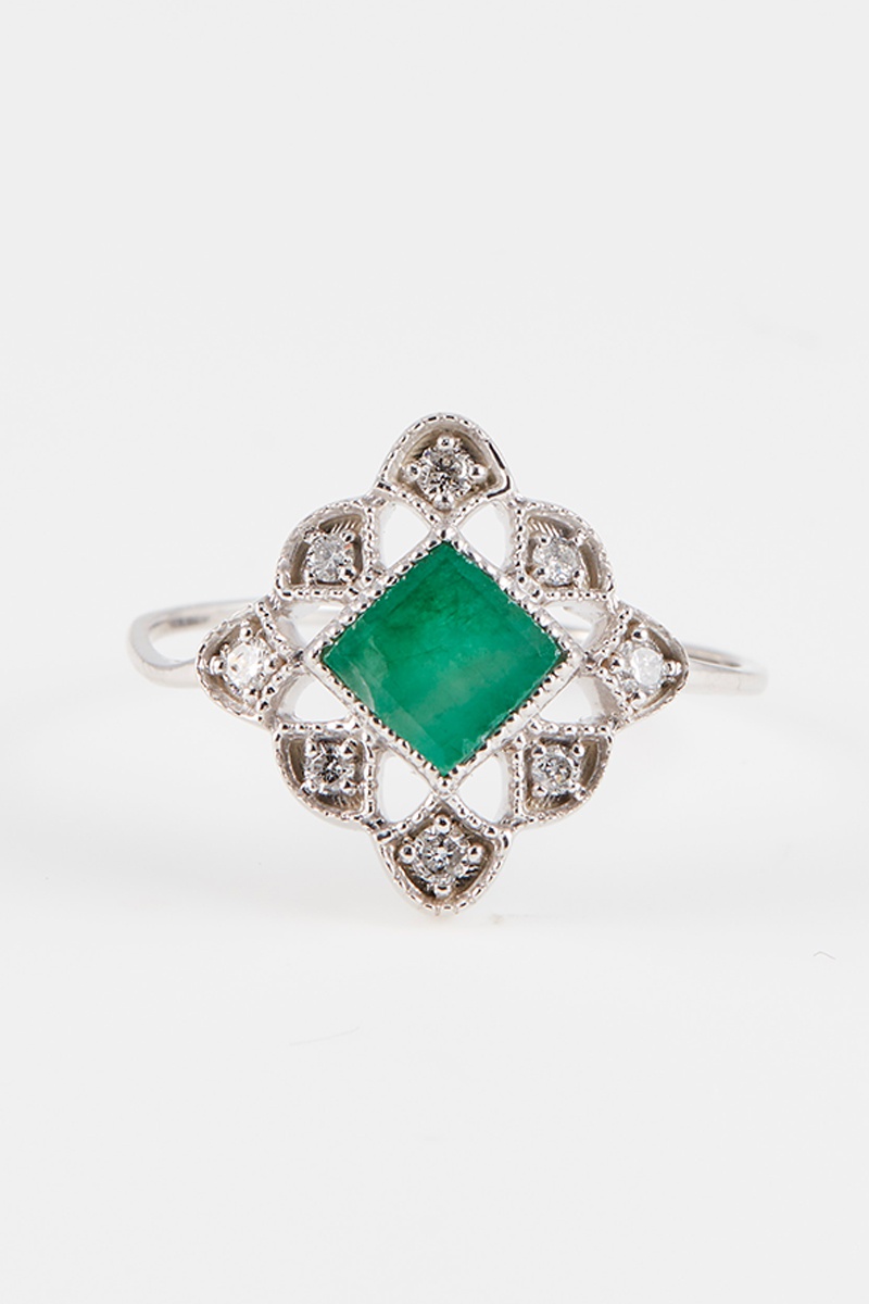 Bague Or blanc, émeraude et diamants