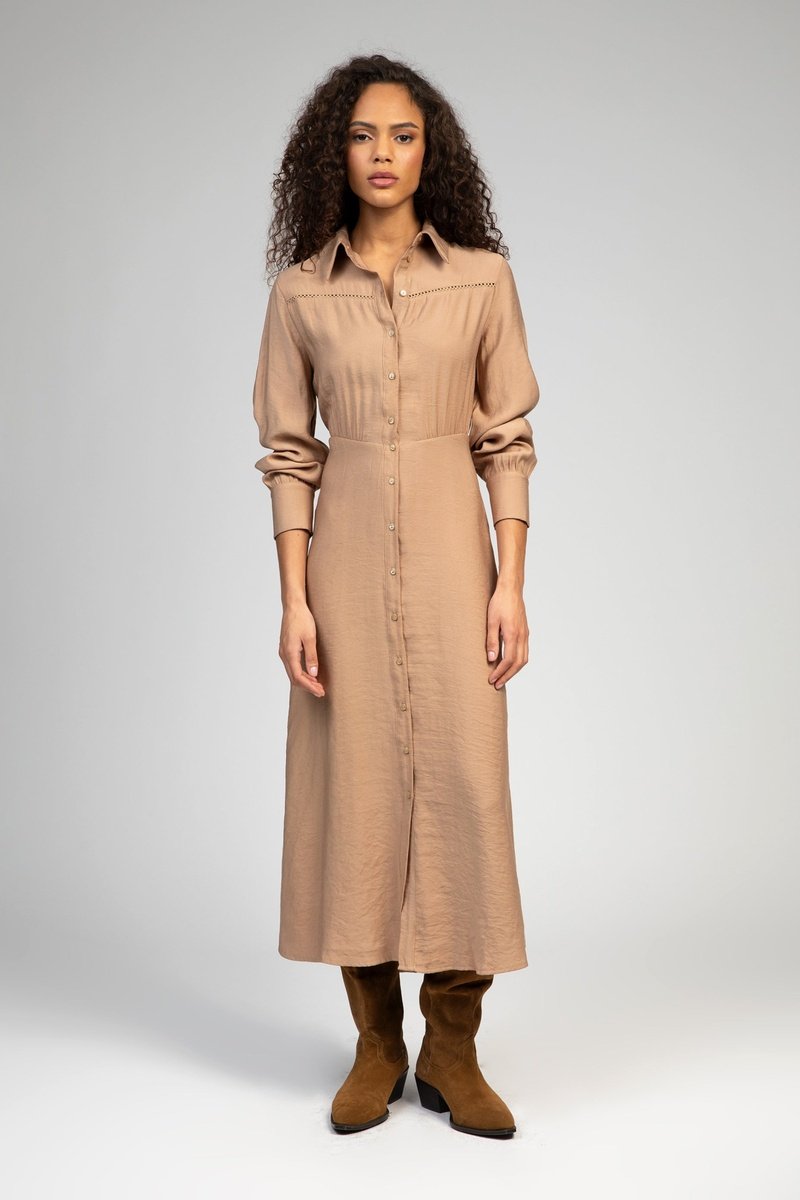 An'ge Mujer Beige Vestido Camisero