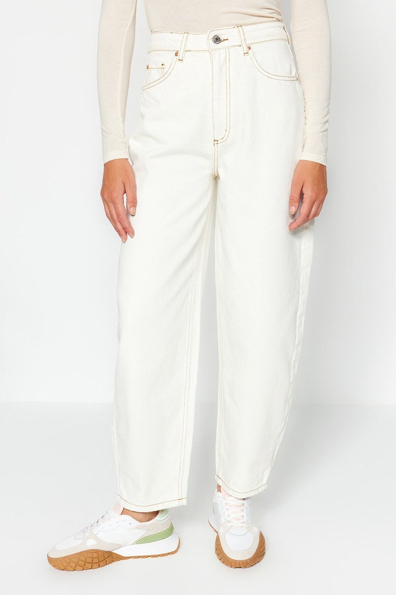 Trendyol Mujer Blanco Vaquero Barrel De Tiro Alto