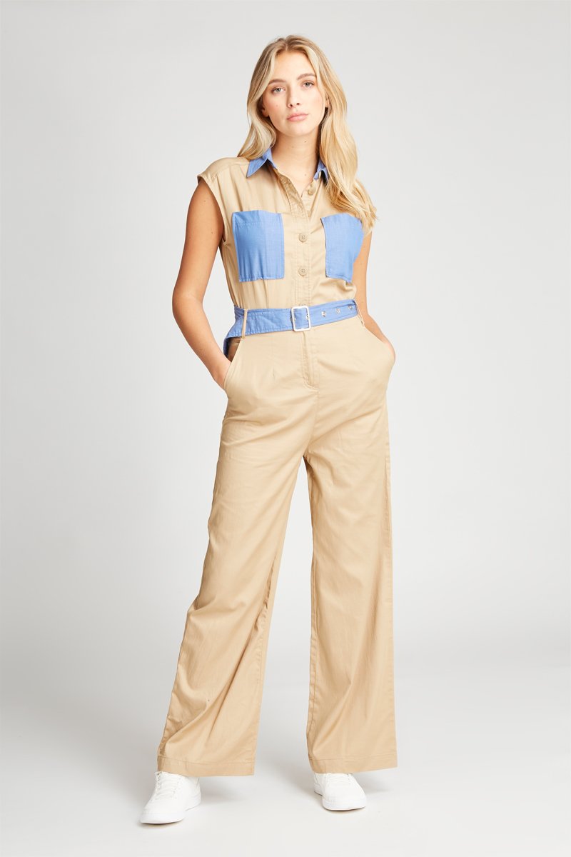 Combinaison Beige et bleu clair