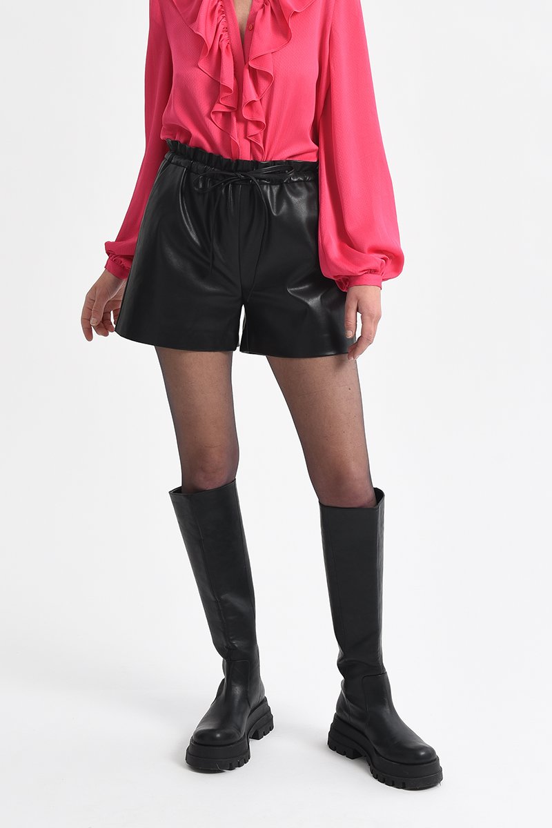 Short Noir - Molly Bracken