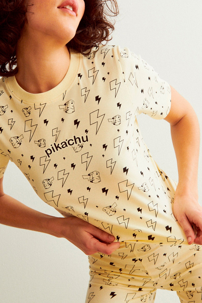 T-shirt Pikachu Jaune et noir