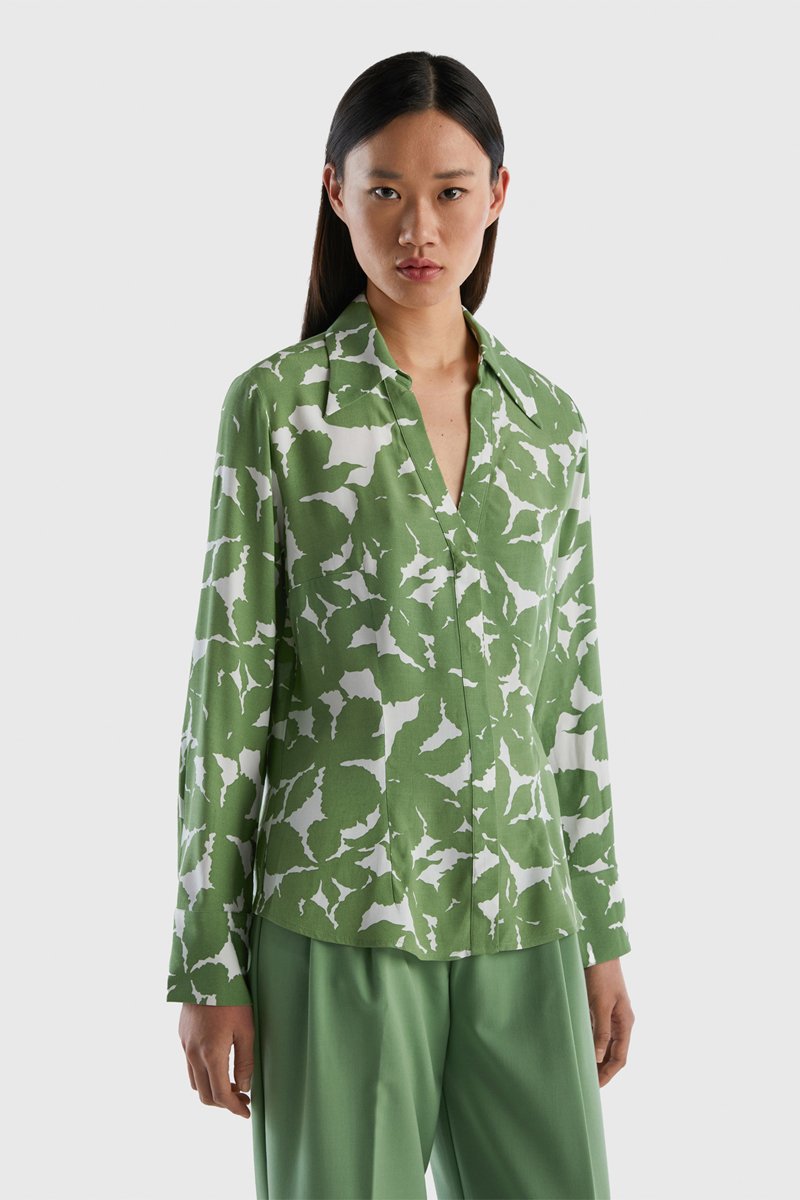 Chemisier Vert clair et blanc