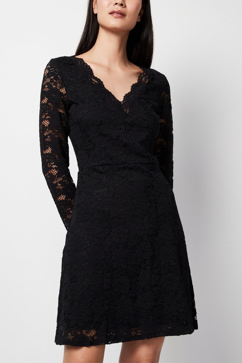 Robe droite en dentelle - Noir